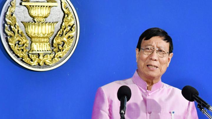 พรเพชร วิชิตชลชัย