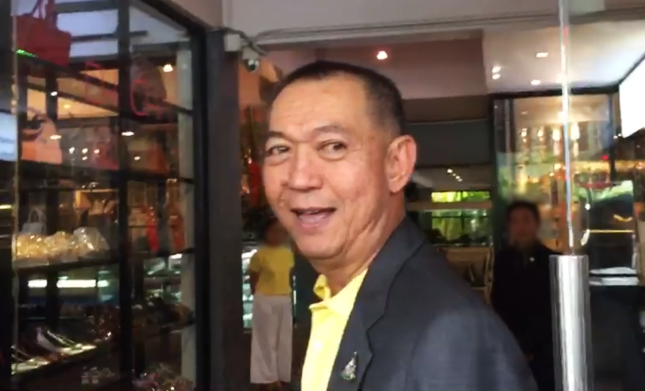 นายเฉลิมชัย ศรีอ่อน เลขาธิการพรรคประชาธิปัตย์