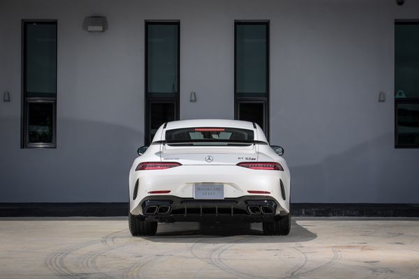 Mercedes Benz เป ดต วสายแรง Amg Gt Gtc และ Amg Gt 63 S 4matic 4 Door