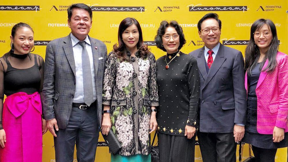 เลี้ยงรับ ธนาธิป อุปัติศฤงค์ ออท. ณ กรุงมอสโก ประเทศรัสเซีย จัดเลี้ยงต้อนรับ ณัฐ ยนตรรักษ์ นักเปียโนชื่อดังชาวไทย และคณะศิลปิน และหารือร่วมสานวัฒนธรรมระหว่างไทย-รัสเซีย ในนครเซนต์ปีเตอร์สเบิร์ก วันก่อน.