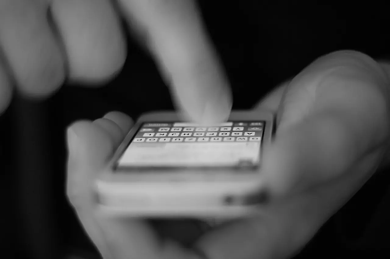 เจาะตำนาน "มือถือ" ก่อนอำลา 2G แชมป์ตลอดกาล ที่แม้แต่ iPhone ก็โค่นไม่ได้