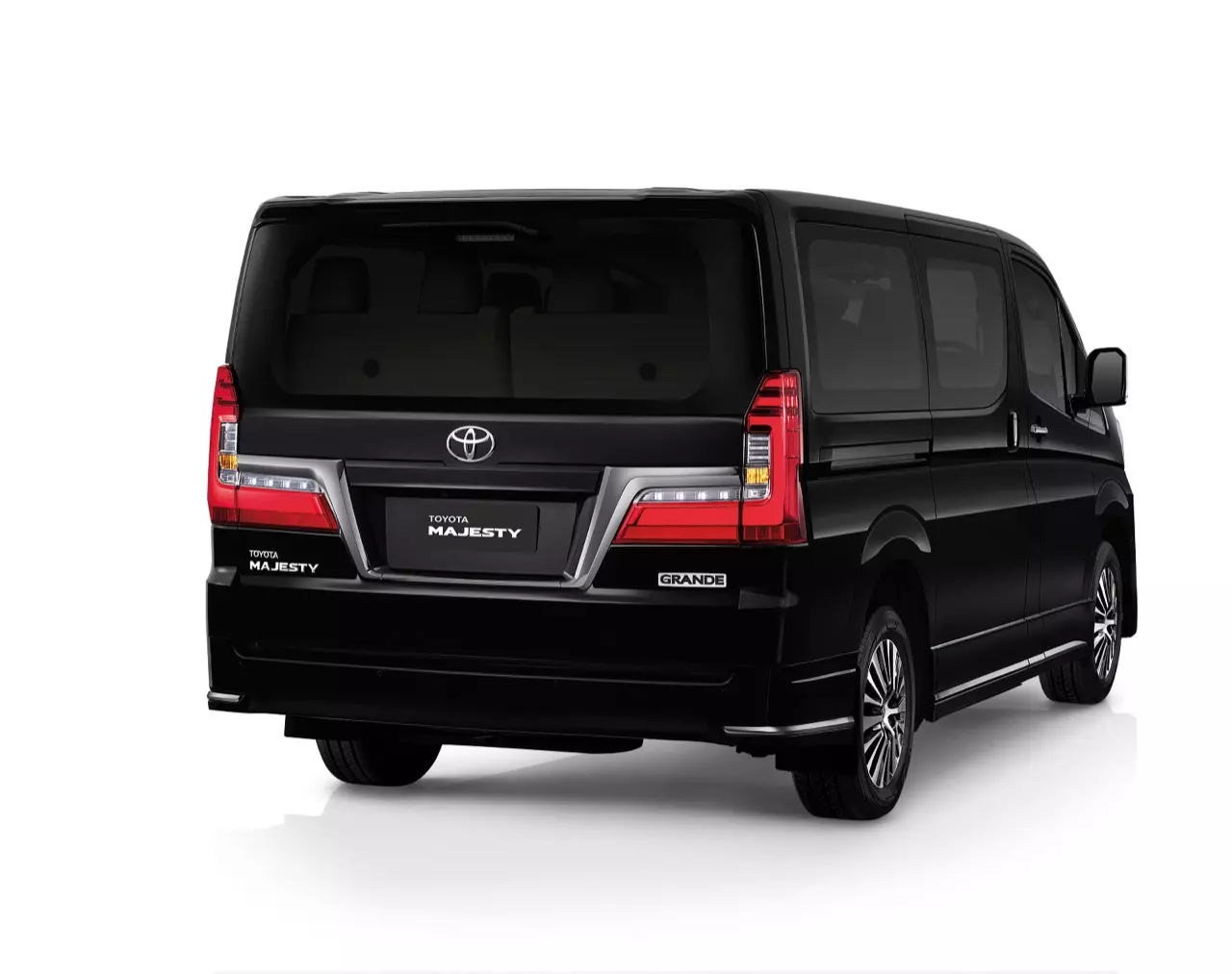 ราคาดีงาม มาแล้ว! รถตู้มหาชนคนรักครอบครัว Toyota Majesty