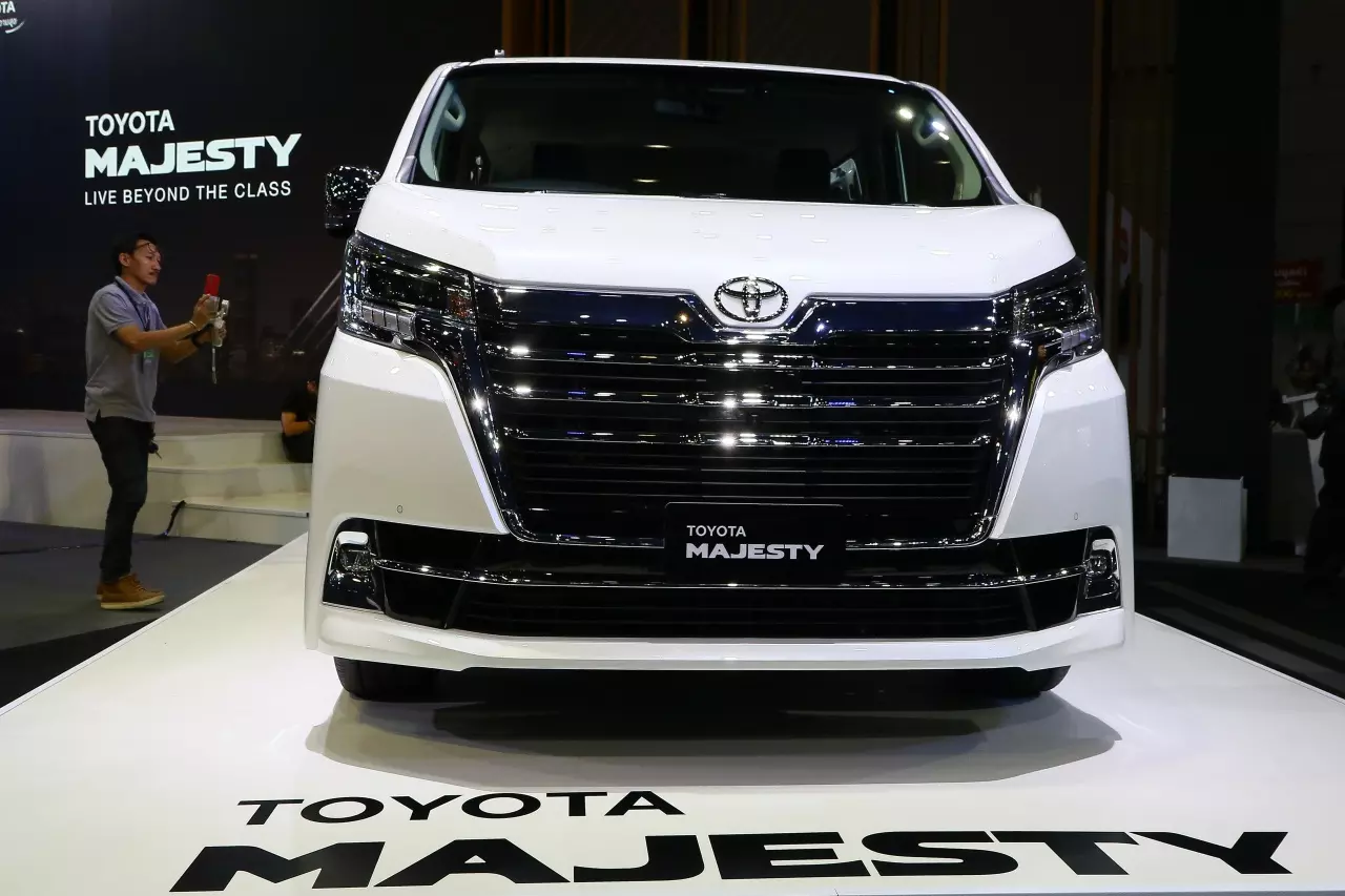 โตโยต้า เปิดตัว "Toyota Majesty" รถตู้พรีเมียม หรูหรา ราคาเริ่มต้น 1.7 ล้าน