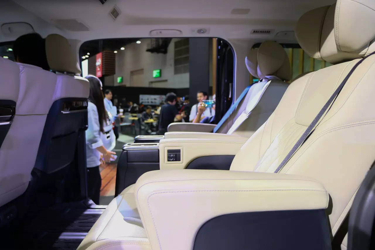 โตโยต้า เปิดตัว "Toyota Majesty" รถตู้พรีเมียม หรูหรา ราคาเริ่มต้น 1.7 ล้าน