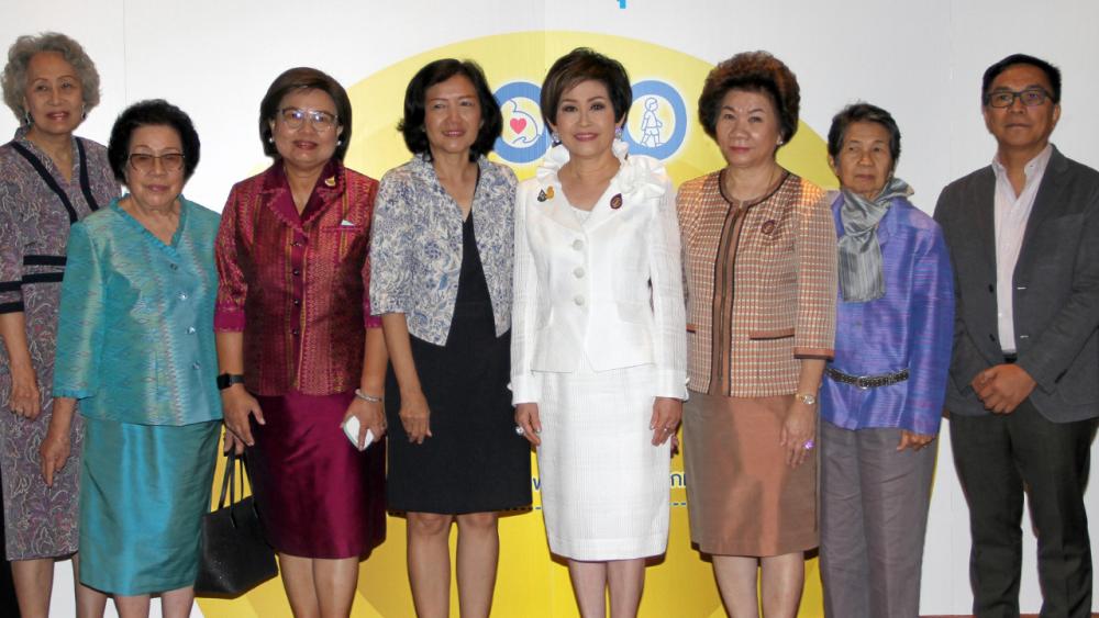 ช่วงสำคัญ - คุณหญิงณัฐิกา วัธนเวคิน อังอุบลกุล จัดงาน มหัศจรรย์ 1000 วันแรกแห่งชีวิต เพื่อให้บริการแม่และเด็กช่วงโอกาสทองในการพัฒนาคุณภาพชีวิต โดยมี พญ.พรรณพิมล วิปุลากร, ศรีศักดิ์ ไทยอารี และ กาฟาร์ อีลูเตียน มาร่วมงานด้วย ที่โรงแรมเซ็นจูรี่ พาร์ค วันก่อน.