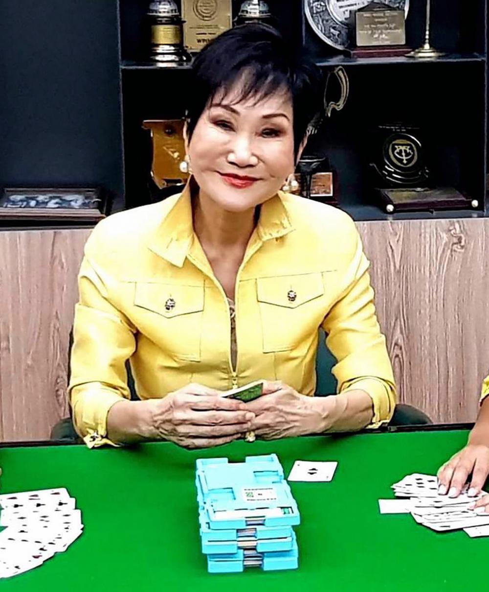 คุณหญิงชดช้อย