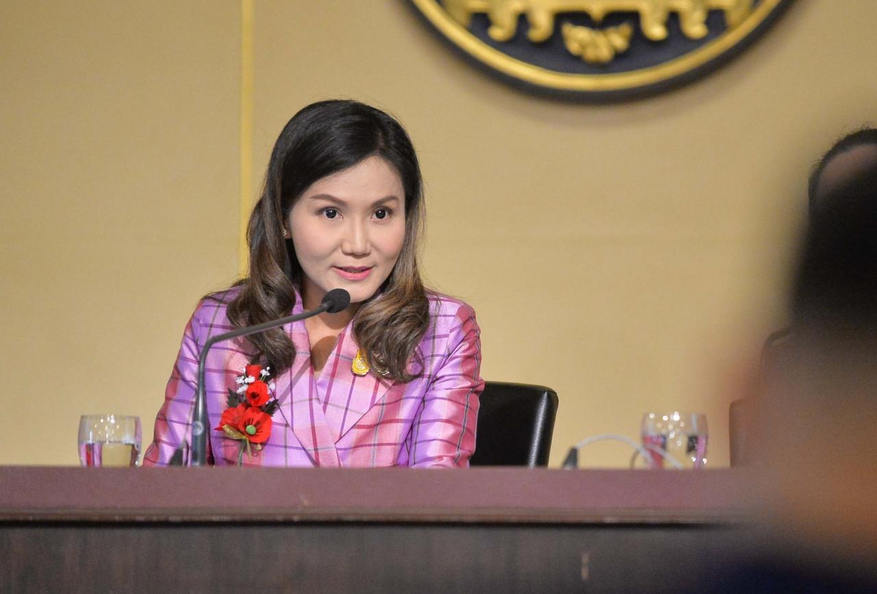 นางนฤมล ภิญโญสินวัฒน์ โฆษกประจำสำนักนายกรัฐมนตรี