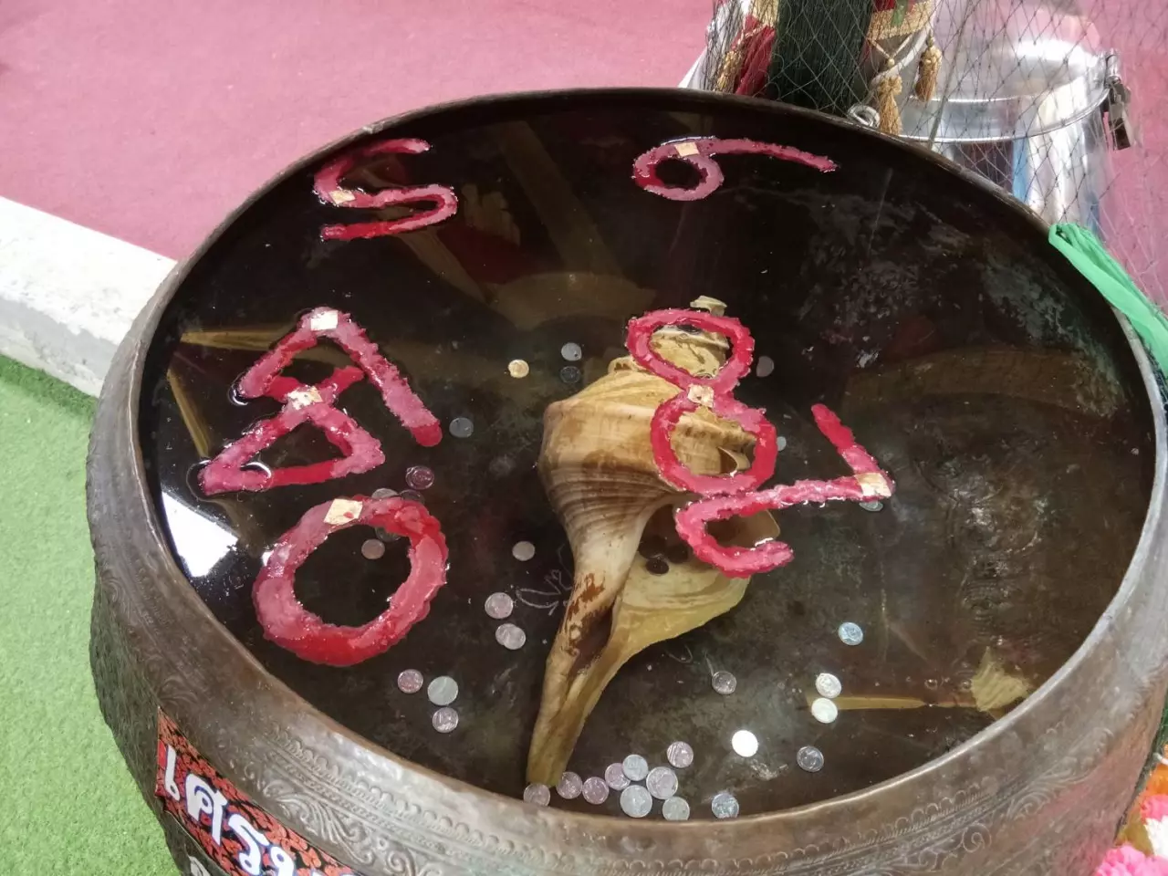 ล่ามภาษาจีนแก้บน กุมารเจ้าสัวเฮง หลังโชคดีถูกเลขท้าย หวังงวดนี้จะถูกอีก