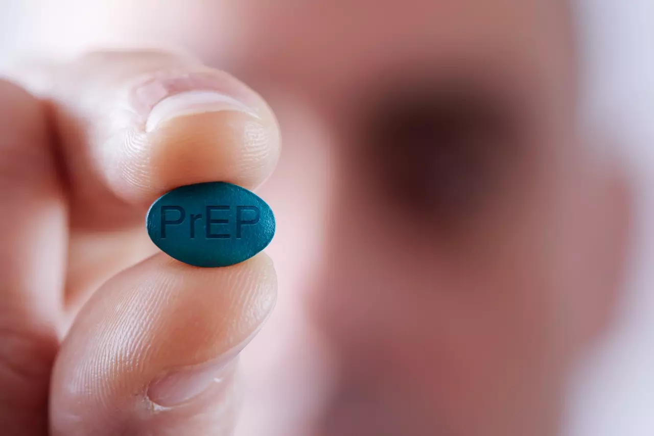 เปิดคัมภีร์ "PrEP-PEP" ไม่สวม "ถุงยาง" กันเชื้อ HIV แต่โรคติดต่อถามหา