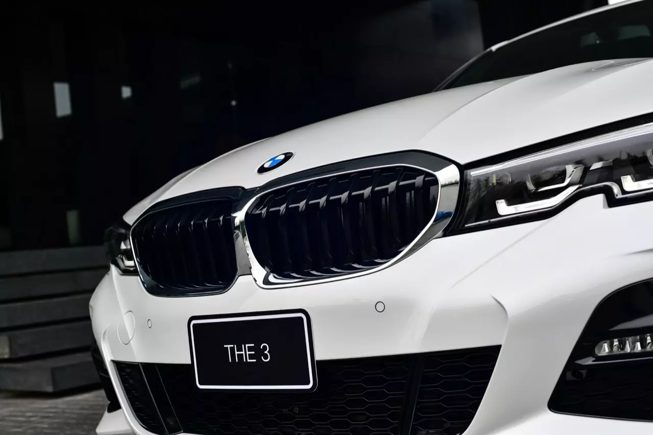 ประกอบไทยราคาน่ารัก BMW 320d ดีเซลจอมประหยัด / 330e M SPORT เสียบปลั๊ก รักษ์โลก!