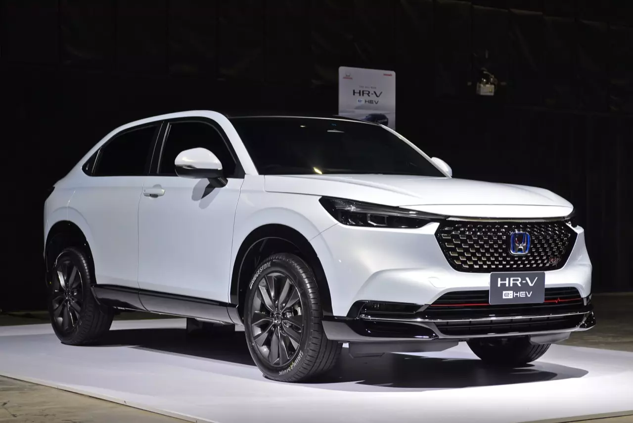 สัมผัสแรก ทดสอบ HONDA NEW HR-V e:HEV RS 
