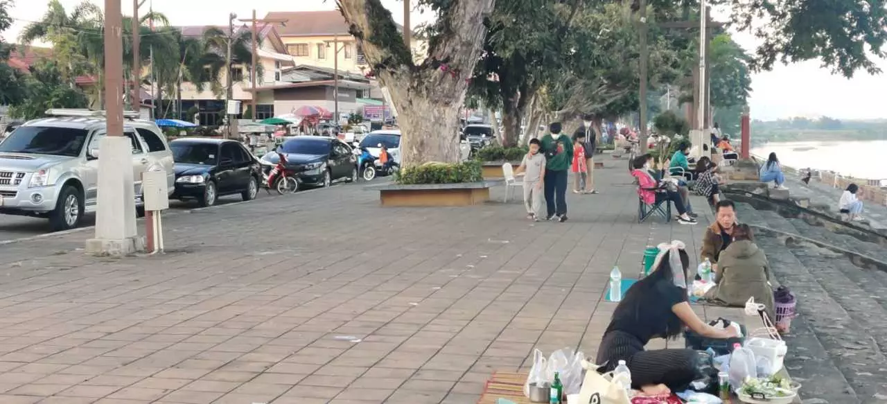 หยุดยาววันพ่อเชียงแสนคึกคัก หลังเปิดให้ท่องเที่ยว พาเงินสะพัดหลายสิบล้าน