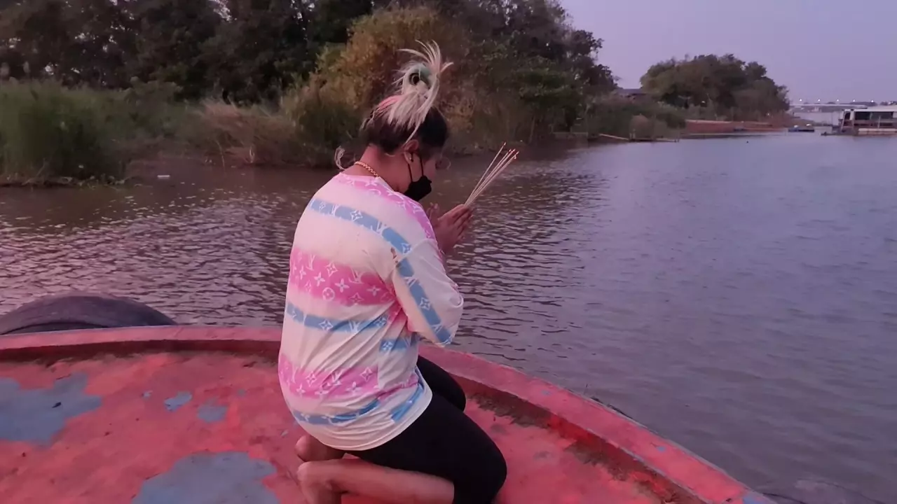 กู้สำเร็จแล้ว เรือลากจูงล่มที่อยุธยา หน้าวัดพนัญเชิง เจออีก 1 ศพ