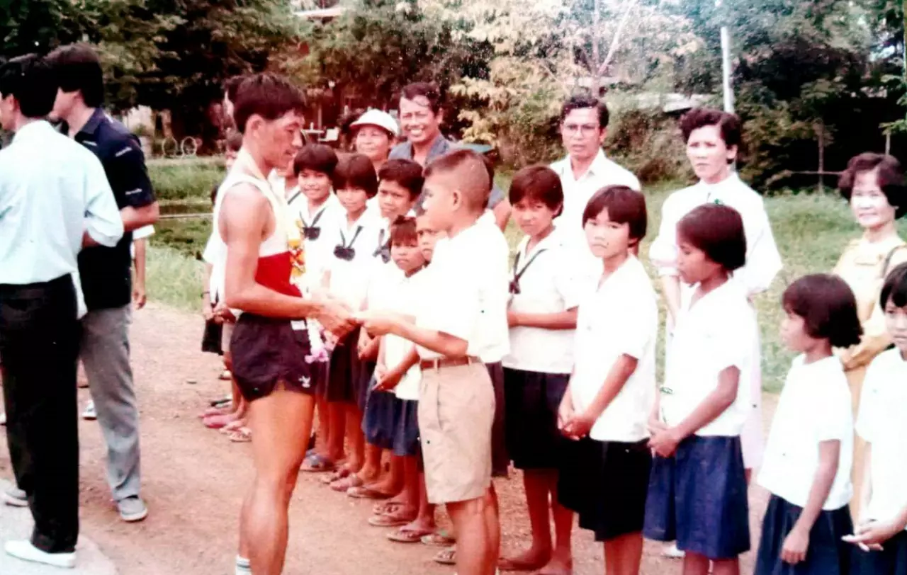 ฮีโร่คนแรก วิ่งจากใต้มาเหนือ ในยุคสังคมมองไร้สาระ เข้าใจพี่ตูน วิ่งทำไม