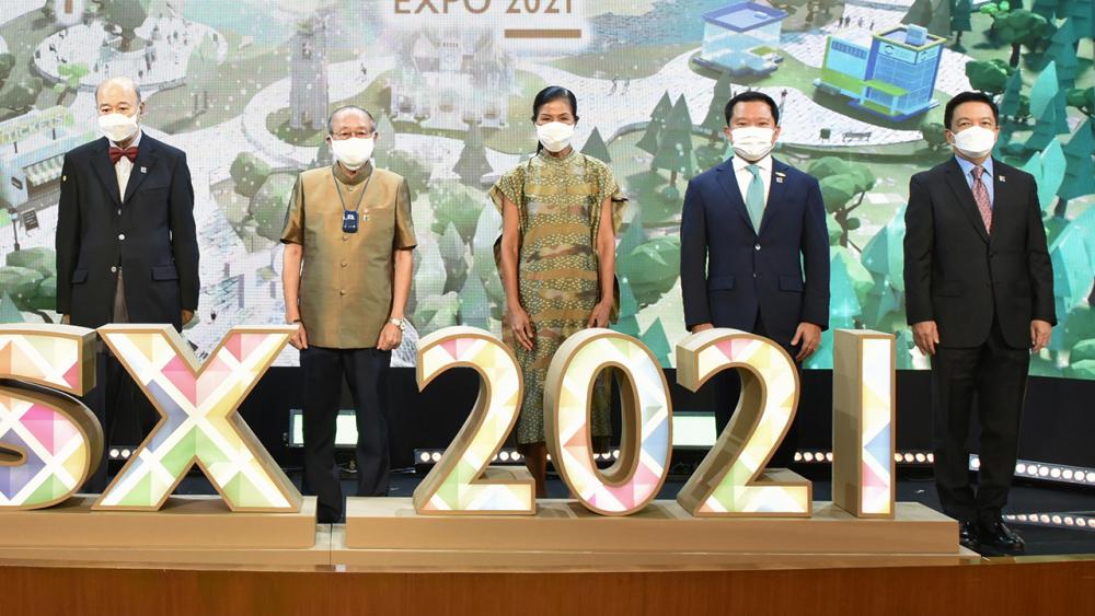 พัฒนายั่งยืน ดร.สุเมธ ตันติเวชกุล เปิดงาน Thailand Sustainability Expo 2021 ภายใต้แนวคิด “พอเพียง ยั่งยืน เพื่อโลก” โดยมี มีชัย วีระไวทยะ, ฐาปน สิริวัฒนภักดี, ดร.คงกระพัน อินทรแจ้ง และ กอบกาญจน์ วัฒนวรางกูร มาร่วมงานด้วย ที่ CW tower วันก่อน.