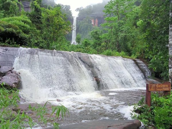 น้ำตกผางอย - ผานาคี