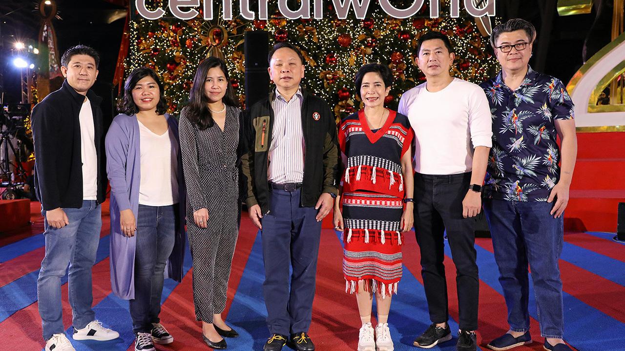 รูปแบบใหม่ - ดร.ณัฐกิตติ์ ตั้งพูลสินธนา จัดงานเคาท์ดาวน์ข้ามปี “Centralworld Bangkok Countdown 2021-A Symbol of Hope” สร้างปรากฏการณ์ระดับโลกรูปแบบ New Normal โดยมี กันตภณ ผาณิตรัตน์ และ รุจิเรศ นีรปัทมะ มาร่วมงานด้วย ที่เซ็นทรัลเวิลด์ วันก่อน.