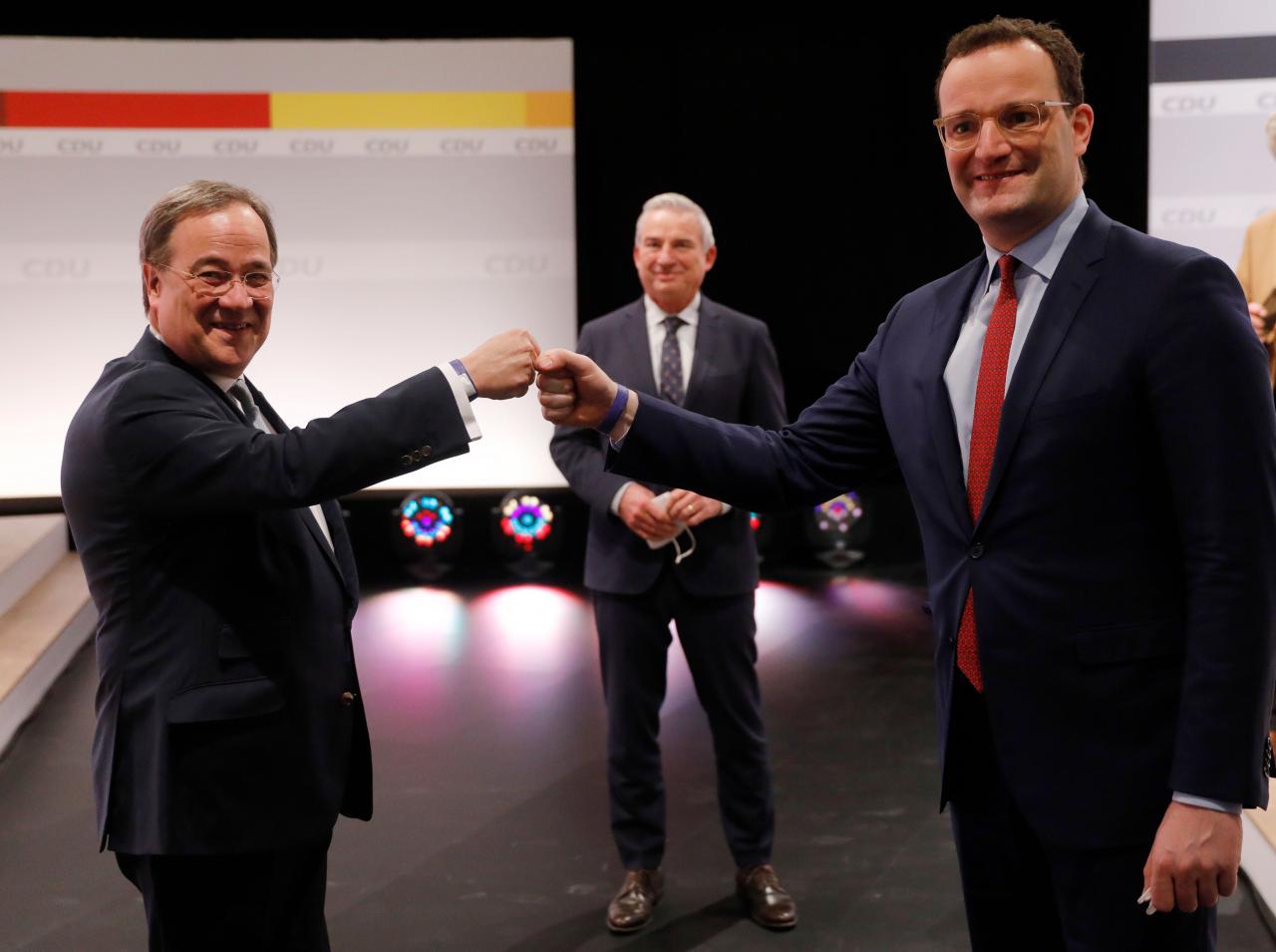 อาร์มิน ลาสเชต กับ เยนส์ ชปาห์น รัฐมนตรีว่าการกระทรวงสาธารณสุข