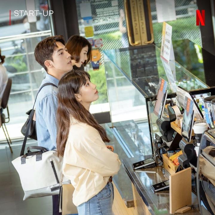 ภาพจากซีรีส์ Start-Up