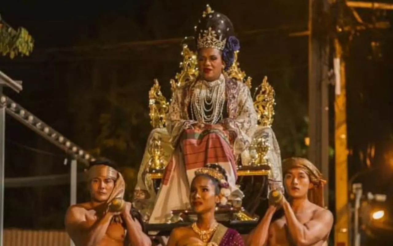 ปรากฏการณ์ “พระมหาเทวีเจ้า” นักการตลาด แห่งเมืองทิพย์ ขายความต่างแบบบ้านๆ ดังพลุแตก