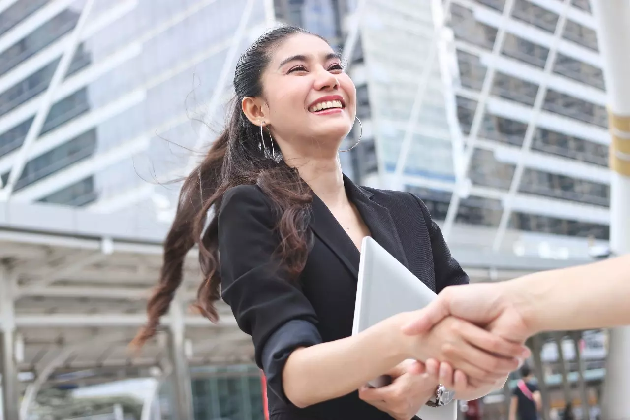 สุดยอดคาถามหาเสน่ห์ คาถามหานิยม เสริมความรัก ผู้ใหญ่เมตตาเอ็นดู