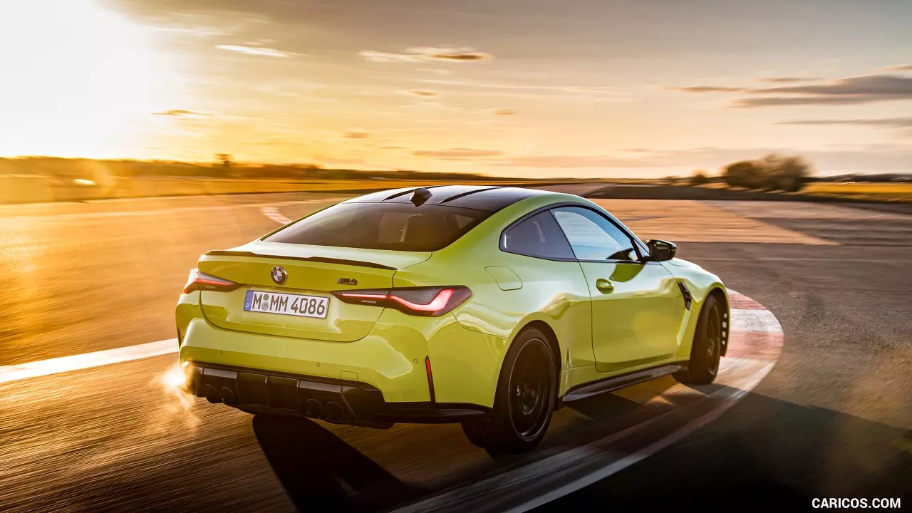 ราคามาแล้ว! โหดจมูกโต BMW M4 COMPETITION COUPE