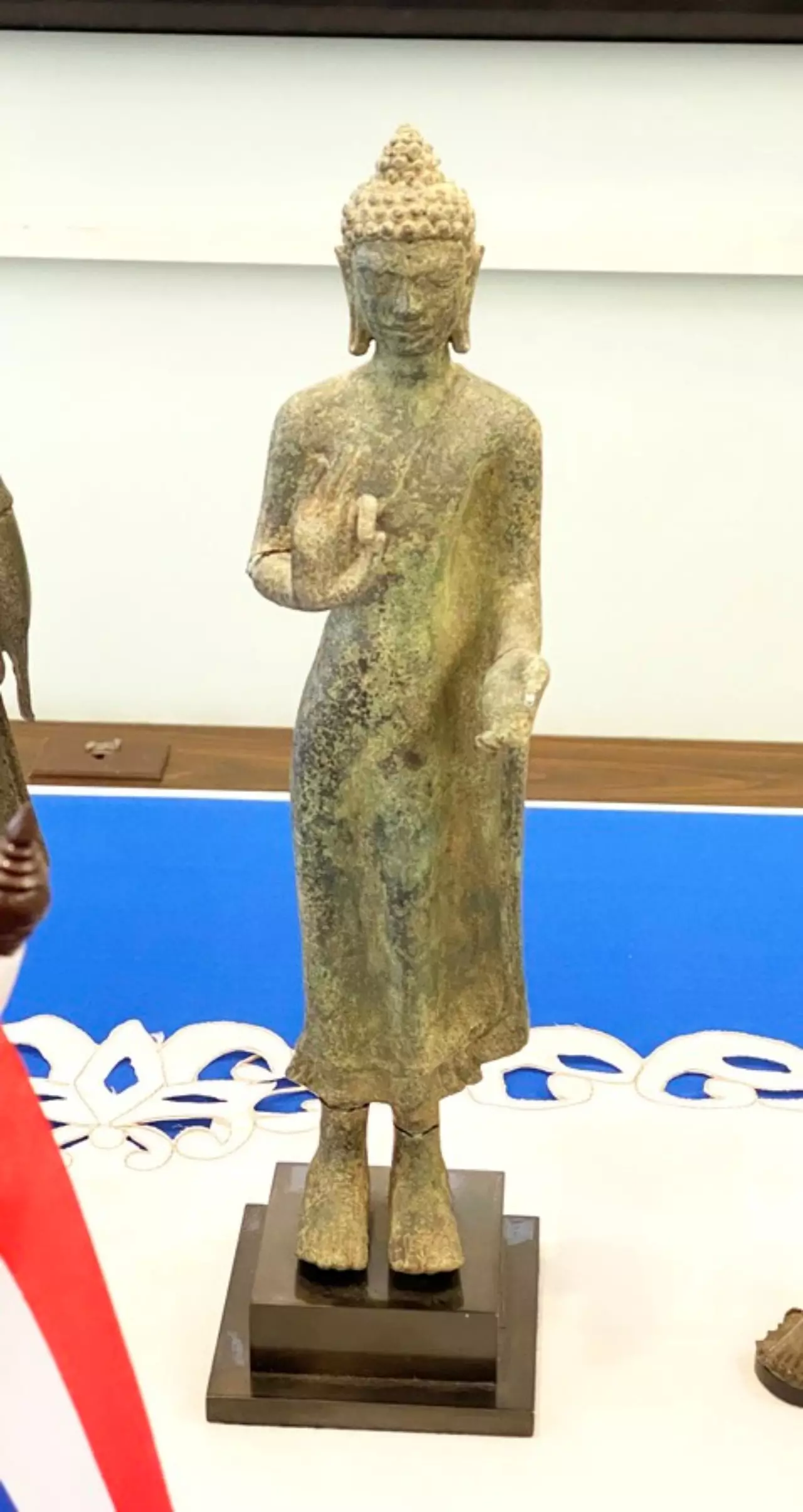 สนง.อัยการนิวยอร์กส่งมอบ 13 พระพุทธรูป โบราณวัตถุล้ำค่า คืนให้ไทยแล้ว