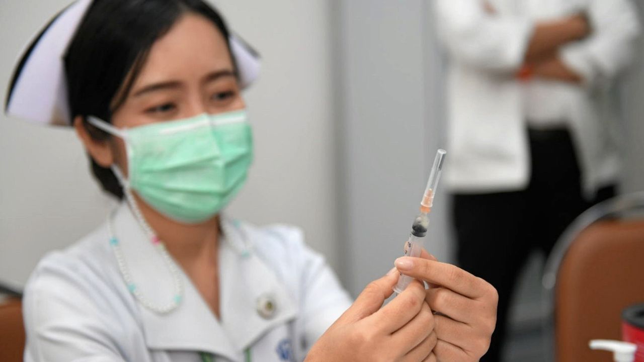 ส่ง อสม.พกแอป “หมอพร้อม” ชวน ปชช.ฉีดวัคซีนโควิด