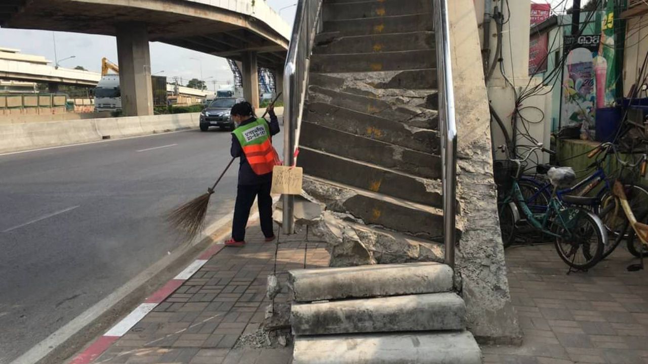 เขตบางขุนเทียน ชี้แจงกรณี "สะพานลอยชำรุด" บริเวณตลาดดีแสมดำ