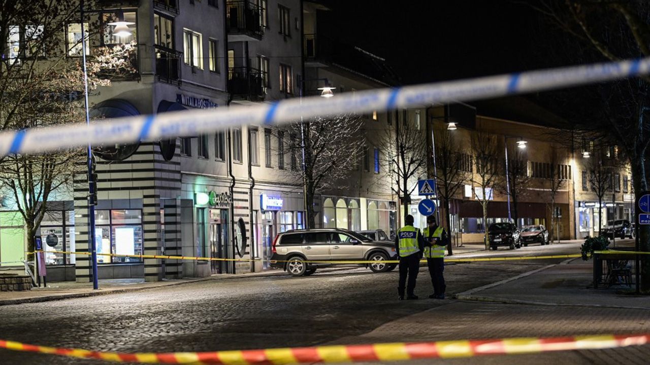 สุดระทึก มือขวานไล่ฟันผู้คนในสวีเดน บาดเจ็บ 8 ราย