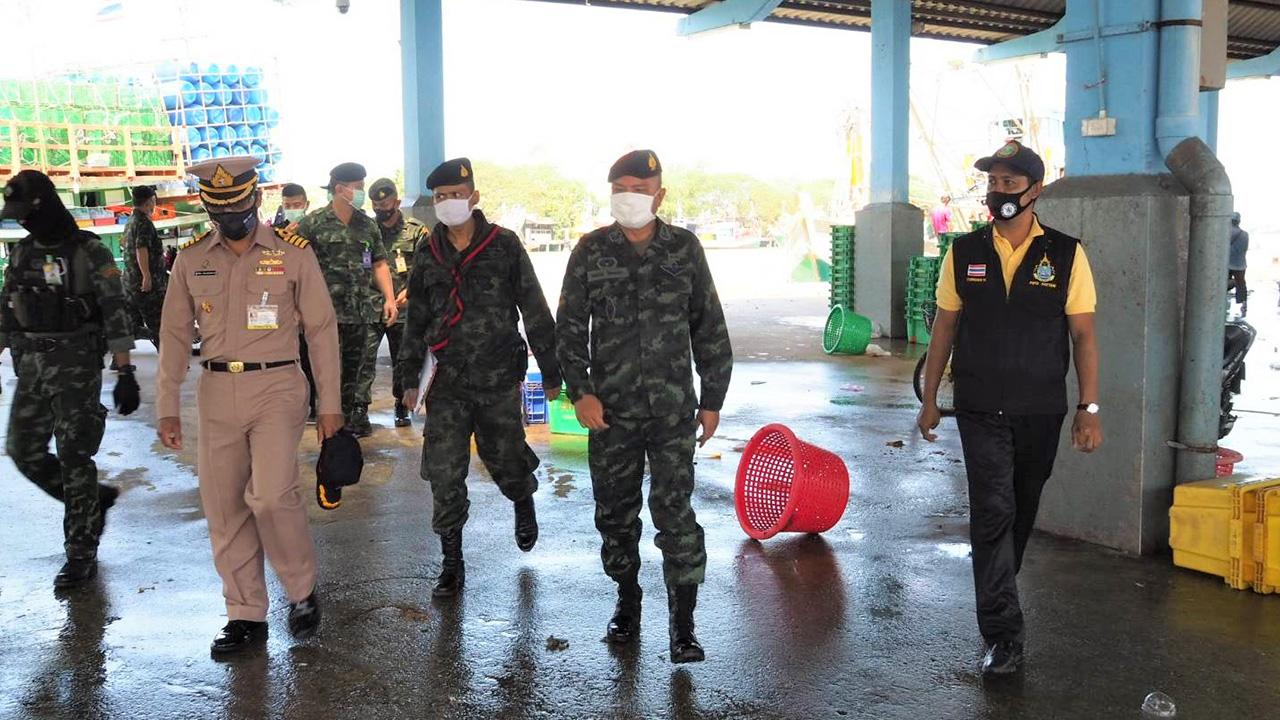 ผบ.ฉก.ปัตตานี ห่วงใยลุยตรวจเยี่ยมศูนย์ควบคุมความมั่นคงท่าเรือปัตตานี
