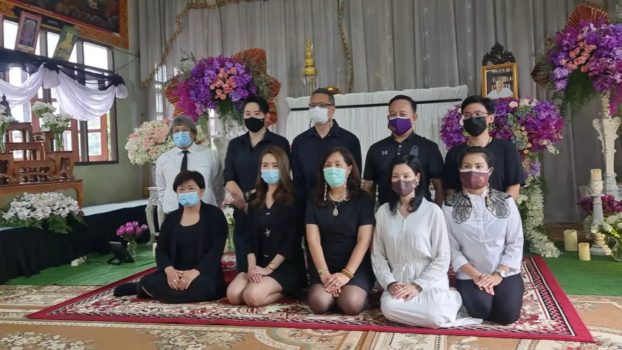 นิยายเรื่องสุดท้าย "ทมยันตี" ลูกชายเผยแม่จากไปด้วยการ "นั่งสมาธิ"
