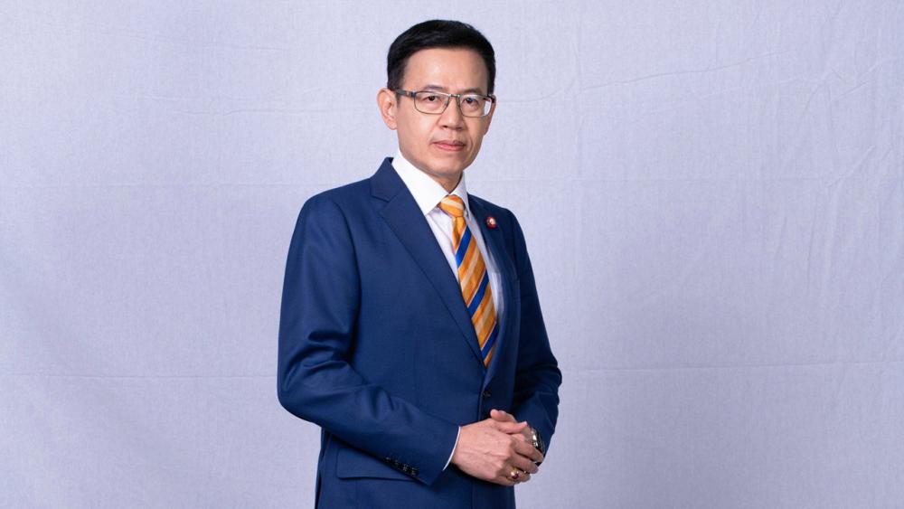 สุทธิพล ทวีชัยการ