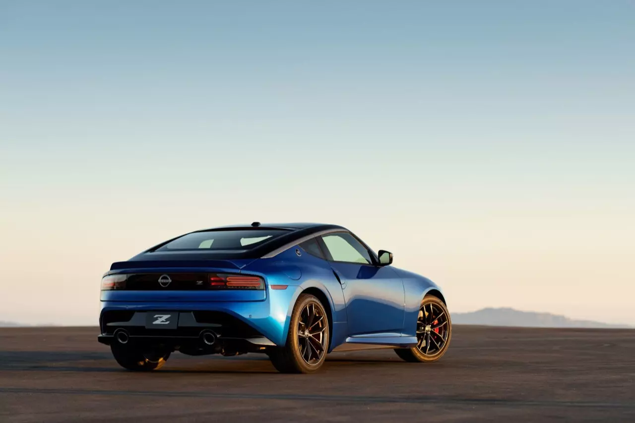 NISSAN เปิดตัวแฟร์เลดี้รุ่นใหม่ล่าสุด Z PROTO SPORT COUPE 2022