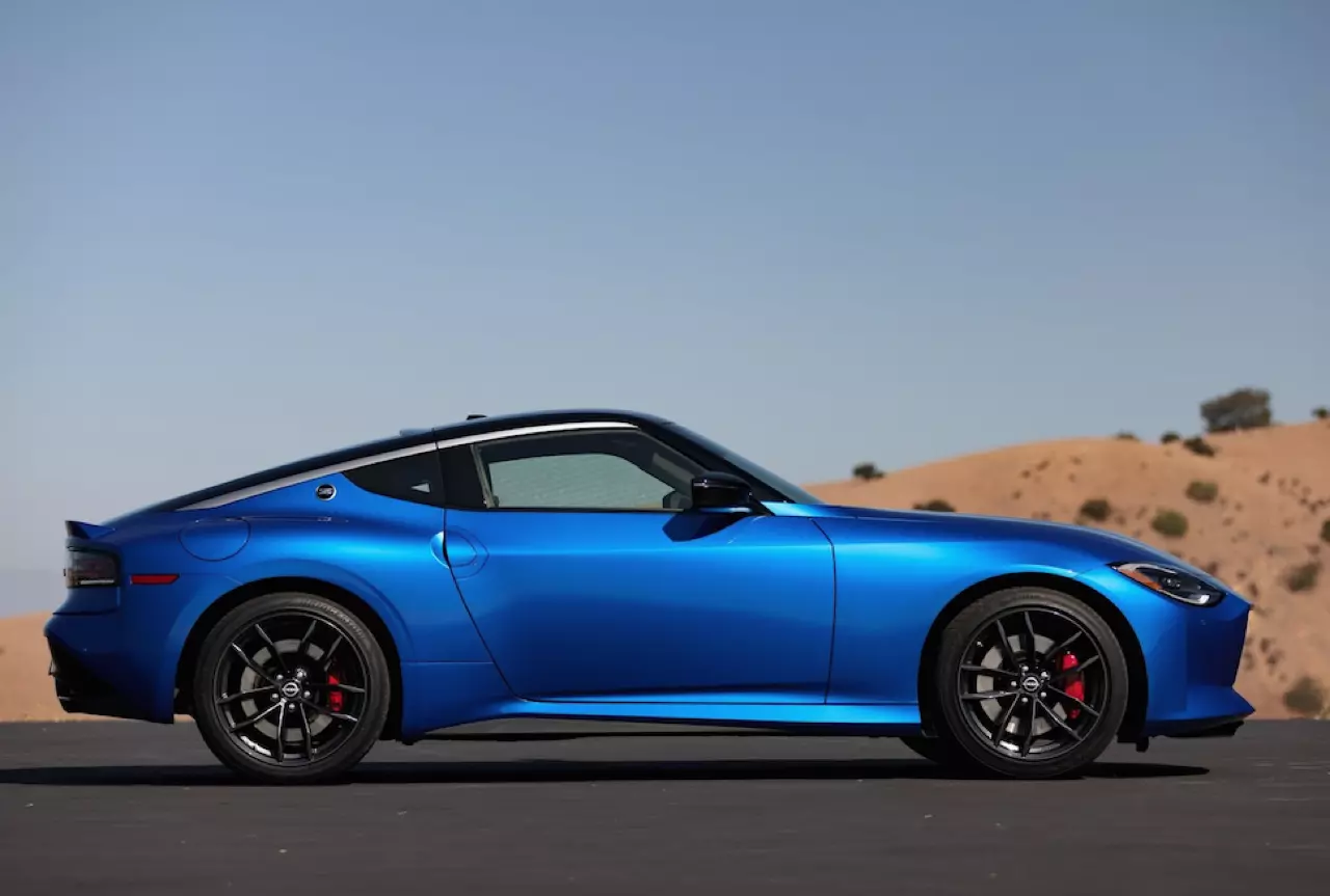 NISSAN เปิดตัวแฟร์เลดี้รุ่นใหม่ล่าสุด Z PROTO SPORT COUPE 2022