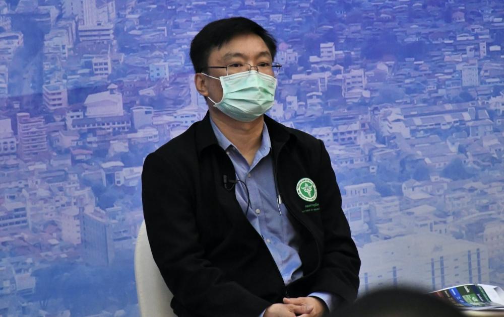 นายแพทย์โสภณ เอี่ยมศิริถาวร รองอธิบดีกรมควบคุมโรค