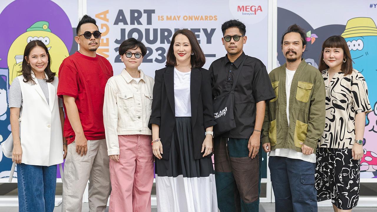 น่าดูมาก พลินี คงชาญศิริ จัดงาน “MEGA ART JOURNEY 2023” ชวน 4 ศิลปินชื่อดัง ฐิติภูมิ เพ็ชรสังข์ฆาต, เกรียงไกร กิมสวัสดิ์, ปภากร ศรีกัลยกร และ เกษมวิทย์ ชวีวัฒน์ มาร่วมสร้างสรรค์ผลงานศิลปะผ่านคาแรกเตอร์เอกลักษณ์ของแต่ละคน ที่เมกา บางนา วันก่อน.