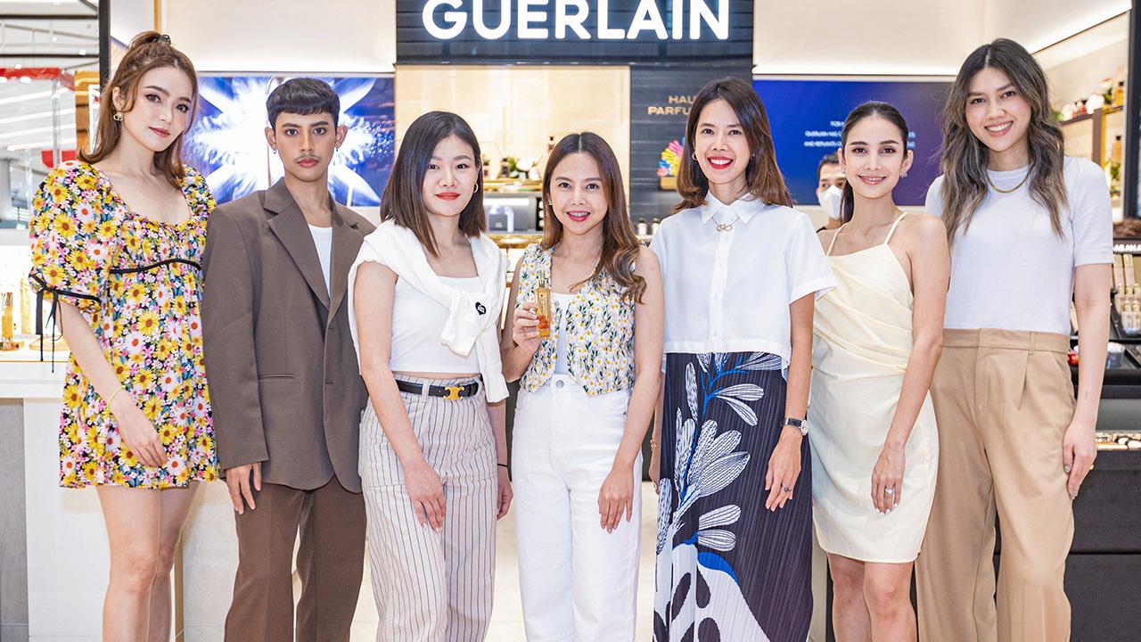 วันผึ้งโลก - สุดฤทัย นาคนาเกร็ด จัดแคมเปญ “Guerlain World Bee Day 2023” เนื่องในวันผึ้งโลก พร้อมเปิดตัว Abeille Royale Advanced Youth Watery Oil เซรั่มน้ำมันบำรุงผิวหน้ารุ่นพิเศษ โดยมี ภฤศญา ว่องวิศยา และ ช้องมาศ บางชะวงษ์ มาร่วมงานด้วย ที่สยามพารากอน วันก่อน.