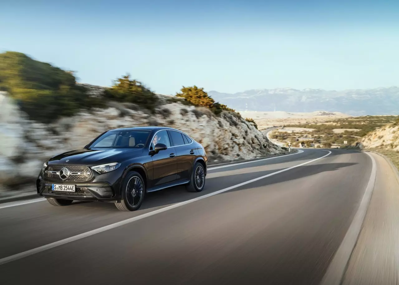 Glc coupe on sale hybrid diesel