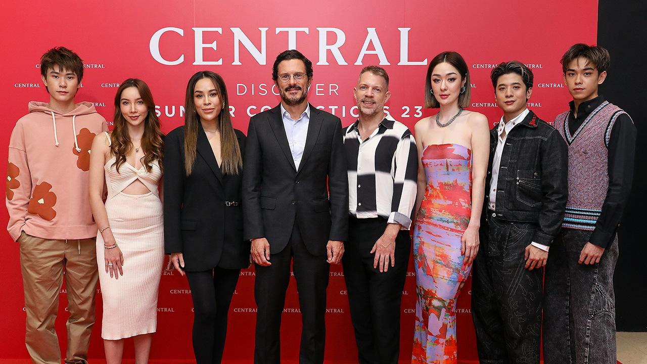มีของสวย โอลิวิเยร์ บรง เปิดตัวแคมเปญ “Central Edition” คัดสรรเทรนด์แฟชั่นและไอเท็มเด็ดประจำซีซันใหม่ล่าสุดต้อนรับซัมเมอร์ โดยมี สเตฟาน จูเบิร์ท, ธชล ขจรมาศบุษป์, อาทิมา หิมะทองคำ และ ธัญวรรณ เทพหัสดิน ณ อยุธยา มาร่วมงานด้วย ที่เซ็นทรัล ลาดพร้าว วันก่อน.