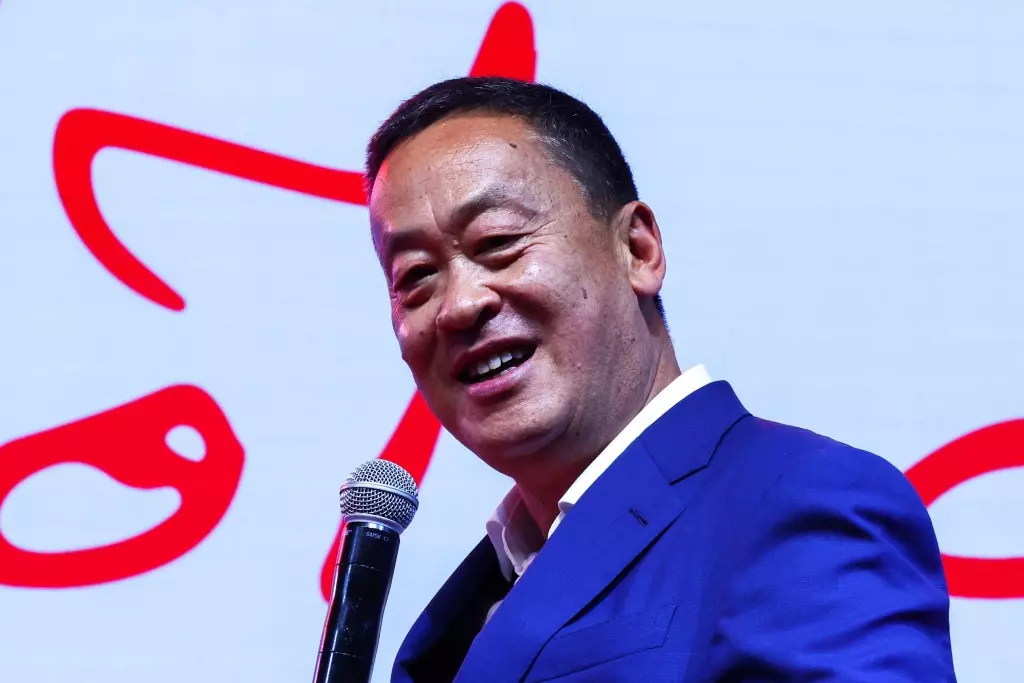 สร้างงานเพิ่มรายได้ การเมืองแบบพอดี ทีมเศรษฐกิจเพื่อไทย