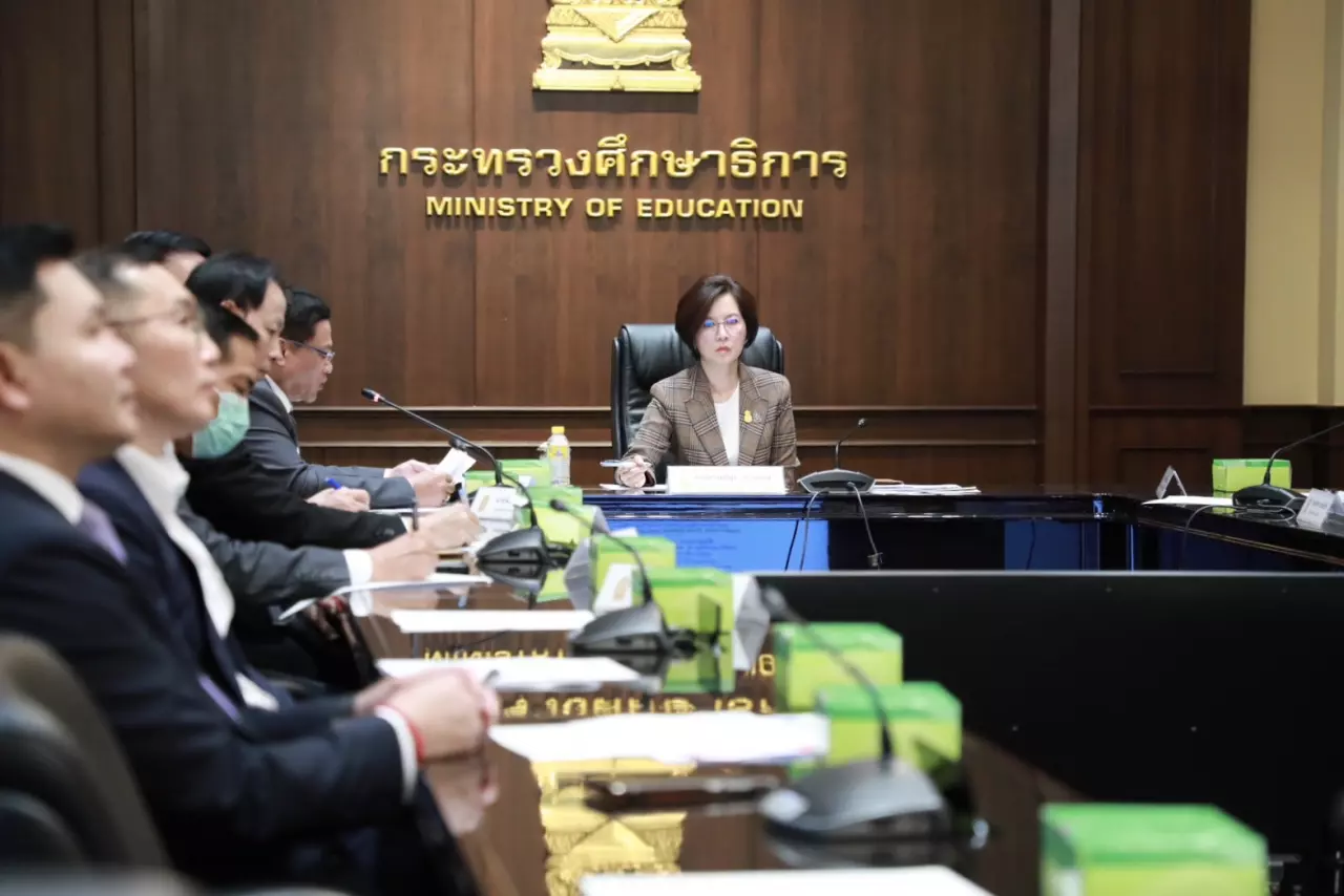 "ตรีนุช" นำ ศธ. สรุปงานเพื่อก้าวสู่ปีที่ 131 การศึกษาไทยในศตวรรษที่ 21