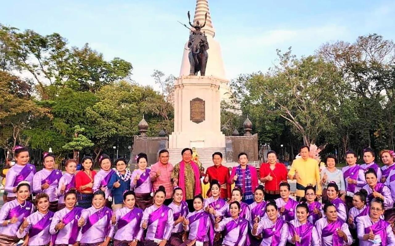 งานอนุสรณ์ดอนเจดีย์ยิ่งใหญ่ รำลึก ”ศึกยุทธหัตถี” กู้ชาติไทย