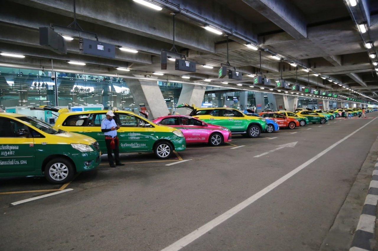 Suvarnabhumi prepares for traveling during Chinese New Year 2016, recommends traveling outside for 3 hours