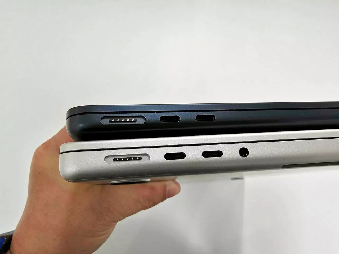 MacBook Pro ชิป M2 Pro แรงได้อีก