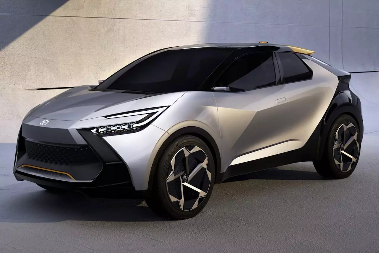 New toyota store chr hybrid