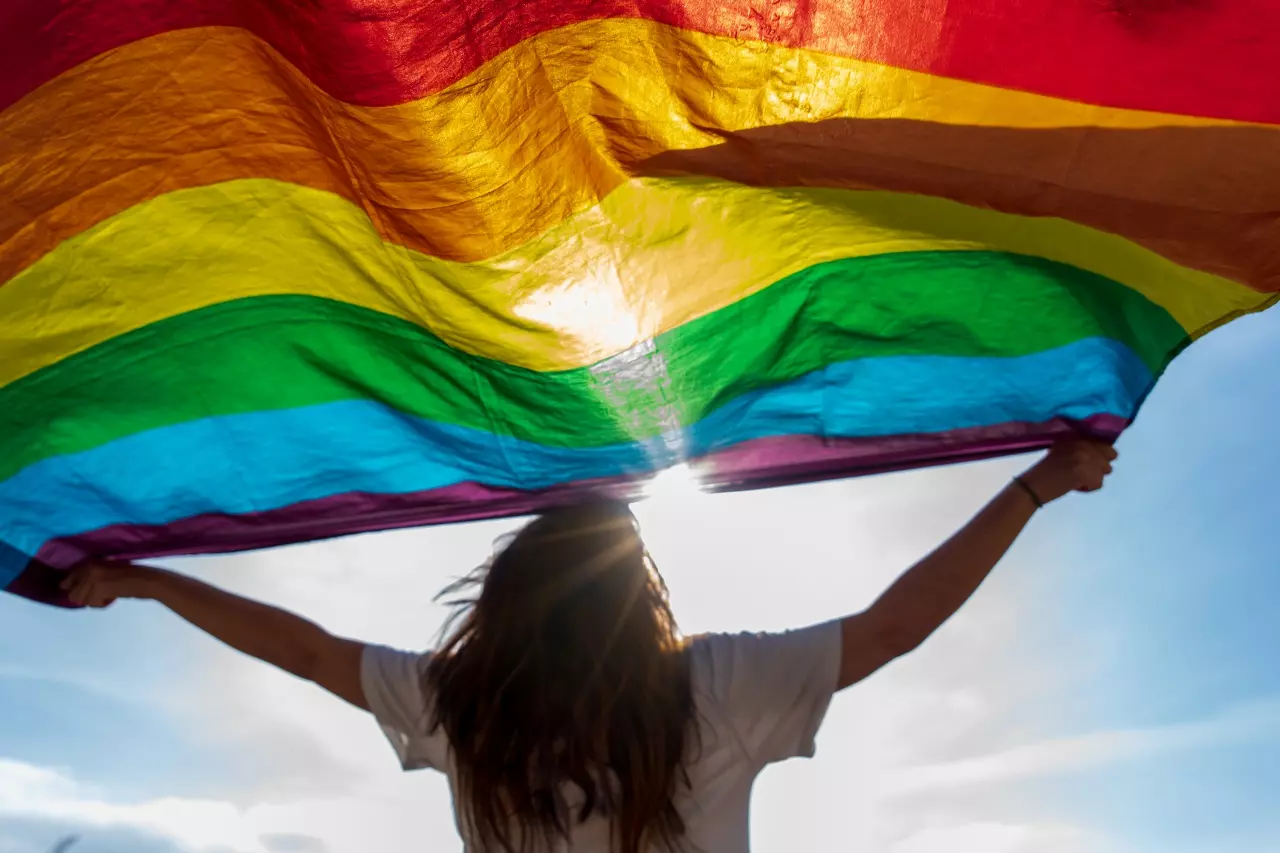 LGBTQ เช็กเอกสารให้พร้อม กรุงเทพฯ เปิดจดแจ้งชีวิตคู่ ผลักดันสมรสเท่าเทียม
