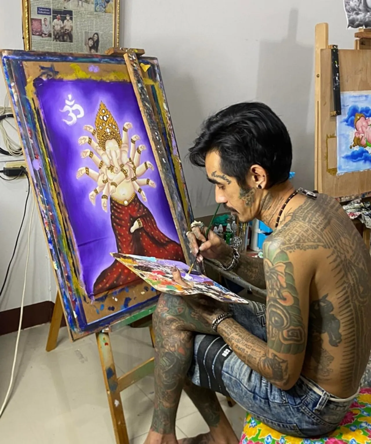'ขี้คุกเขียนรูป' อดีตผู้ค้ายา สู่จิตรกร เปลี่ยนชีวิตด้วยโอกาสและแรงศรัทธา