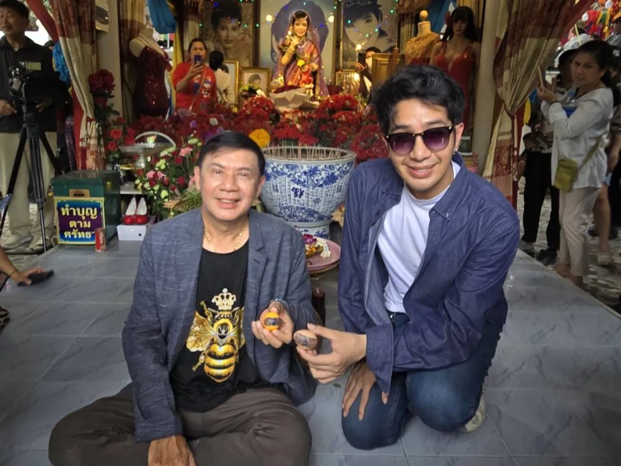 เปิดวัดทับกระดาน ทำบุญใหญ่ให้ "พุ่มพวง ดวงจันทร์" รำลึก 32 ปีที่จากไป
