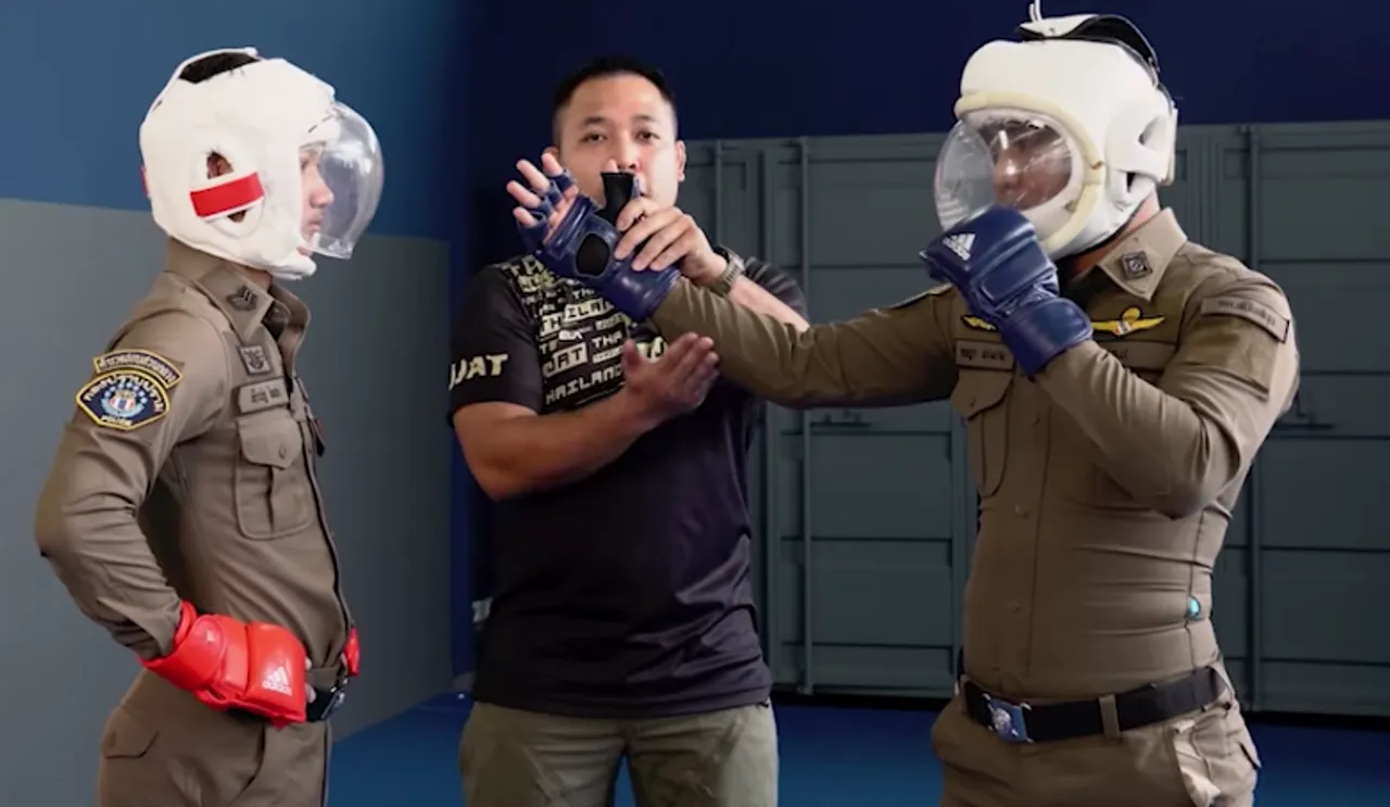ท่าไม้ตาย Cops Combat ศึกตำรวจสู้ฟัดระยะประชิด เทคนิคต่อกรสยบคลั่ง